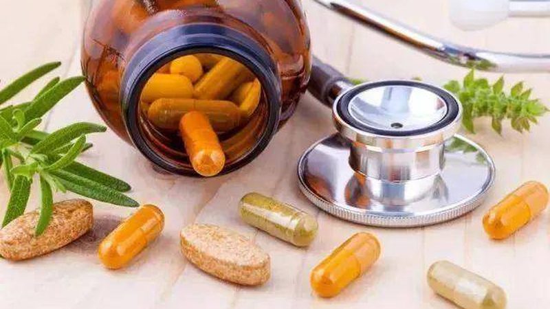 国家食药监局官网是查询保健食品代工生产资质的主要渠道。企业可以通过以下步骤查询：